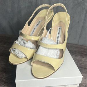 Monolo Blahnik Ostrovsky Stiletto Pumps